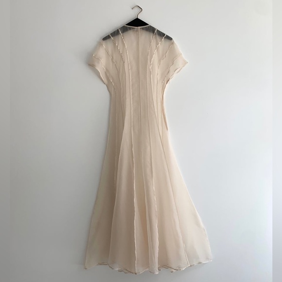 ISO Kamperett Anemoia Gown (DO NOT BUY) - Picture 3 of 3